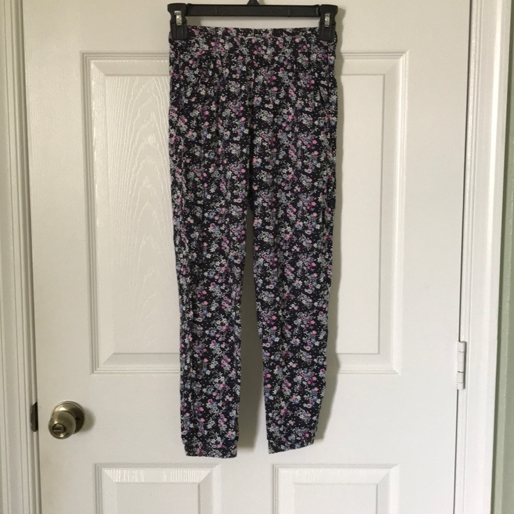 H & M girls floral dress pants 9-10Y